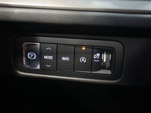 New 2026 Chevrolet Traverse LT w/ Midnight/Sport Edition image 23