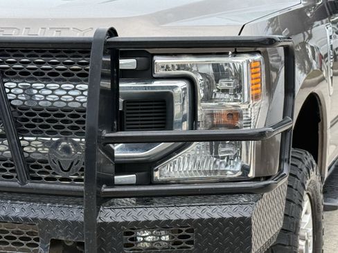 Used 2021 Ford F250 XLT w/ XLT Value Package AWD/4WD image 12