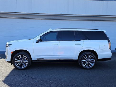 Certified 2023 Cadillac Escalade Sport w/ LPO, ONYX Package image 2