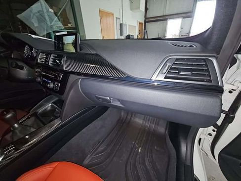 Used 2018 BMW M3 image 5