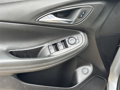 Used 2023 Buick Encore GX Select image 21