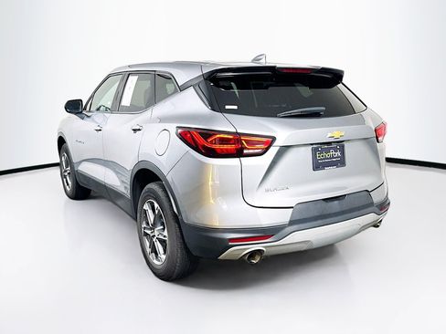Used 2025 Chevrolet Blazer LT FWD image 5
