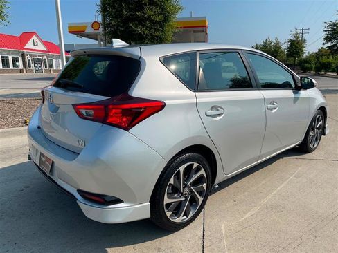 Used 2017 Toyota Corolla iM w/ All-Weather Mat Package FWD image 24
