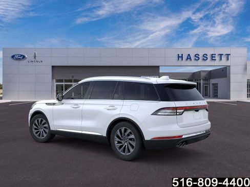 Used 2026 Lincoln Aviator AWD image 5