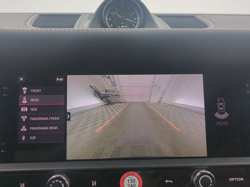 Certified 2026 Porsche Macan AWD/4WD image 13