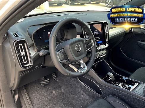 New 2026 Volvo XC40 B4 Plus w/ Protection Package Premier FWD image 20
