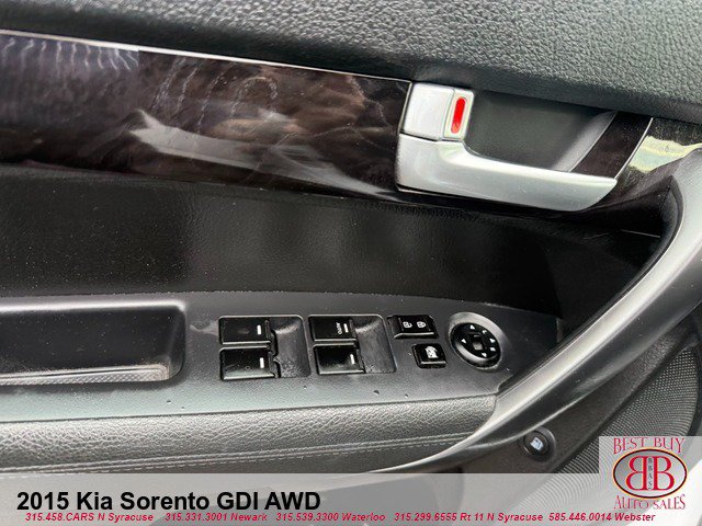 Used 2015 Kia Sorento LX AWD/4WD image 15