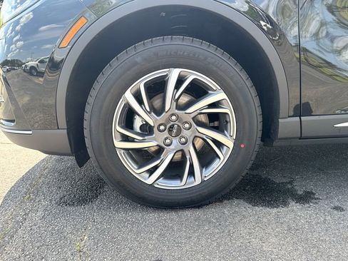 New 2026 Lincoln Corsair Premiere image 23