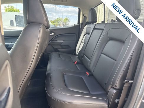 Used 2022 Chevrolet Colorado Z71 AWD/4WD image 13