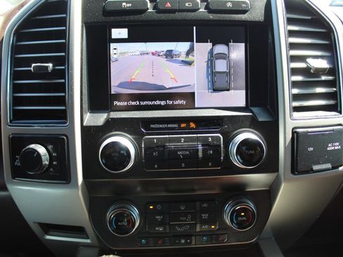 Used 2020 Ford F150 King Ranch w/ Equipment Group 601A Luxury AWD/4WD image 17