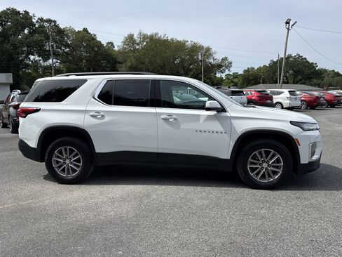 Used 2023 Chevrolet Traverse LT FWD image 6