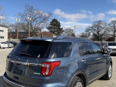 Used 2019 Ford Explorer Limited w/ Ford Safe & Smart Package FWD image 7