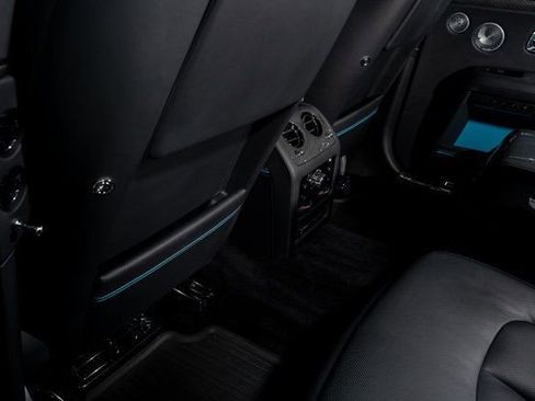 Used 2022 Rolls-Royce Ghost Black Badge image 32