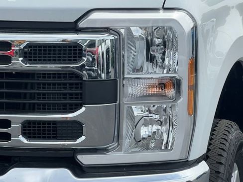 New 2026 Ford F350 XLT w/ 360-Degree Camera Package AWD/4WD image 42