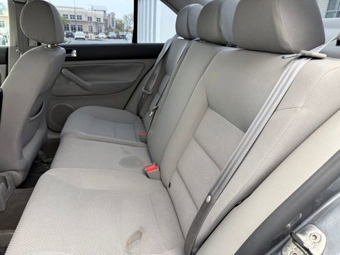 Used 2004 Volkswagen Jetta GLS image 14