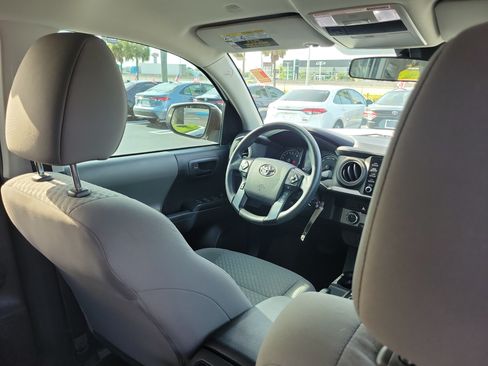 Used 2023 Toyota Tacoma SR AWD/4WD image 14
