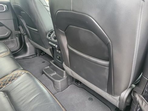 Used 2021 Jeep Wrangler Unlimited Sahara image 34