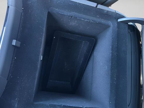 Used 2025 Nissan Armada Platinum w/ Convenience Package image 23