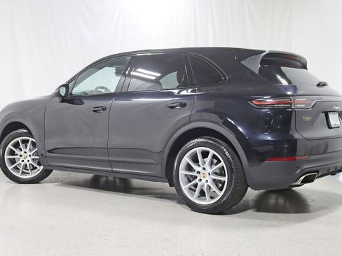 Used 2020 Porsche Cayenne image 9