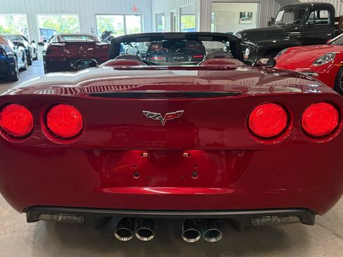 Used 2008 Chevrolet Corvette Convertible w/ Preferred Equipment Group RWD image 7