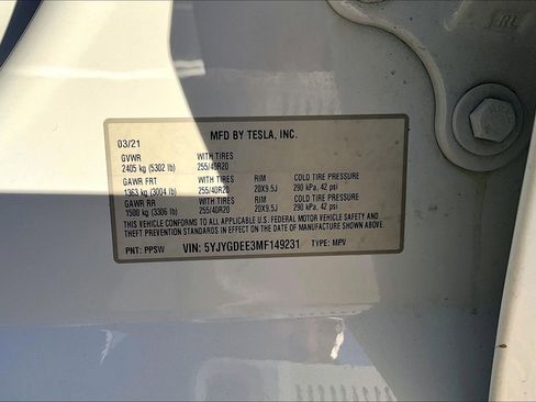 Used 2021 Tesla Model Y Long Range image 28