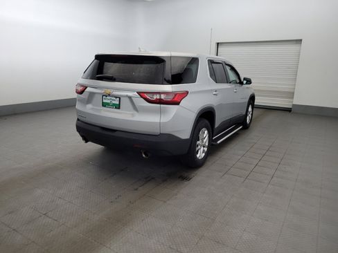 Used 2018 Chevrolet Traverse LS FWD image 9
