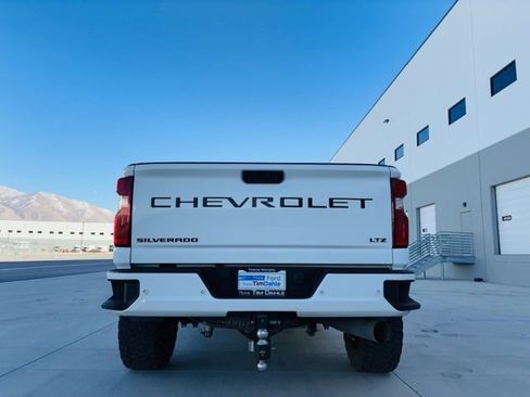 Used 2023 Chevrolet Silverado 3500 LTZ w/ LTZ Plus Package image 5