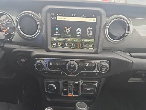 Used 2023 Jeep Gladiator Overland w/ LED Lighting Group AWD/4WD image 21