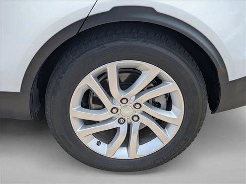 Used 2020 Land Rover Discovery HSE AWD/4WD image 8