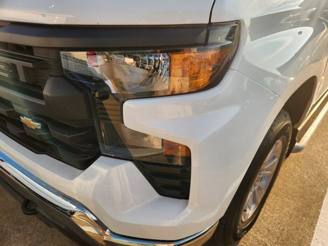 Used 2025 Chevrolet Silverado 1500 W/T RWD image 8