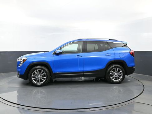 Used 2024 GMC Terrain SLT AWD/4WD image 25