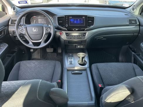 Used 2023 Honda Ridgeline Sport image 9