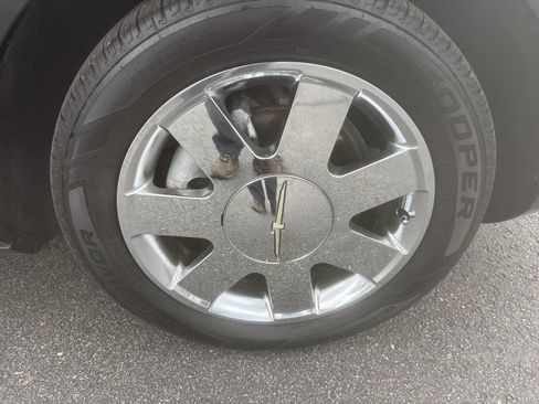 Used 2002 Ford Thunderbird image 26