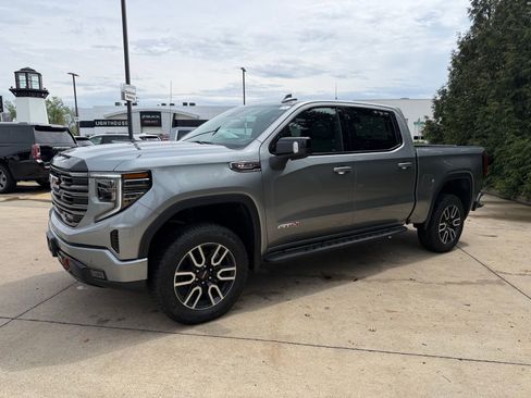 New 2026 GMC Sierra 1500 AT4 w/ AT4 Premium Package image 7