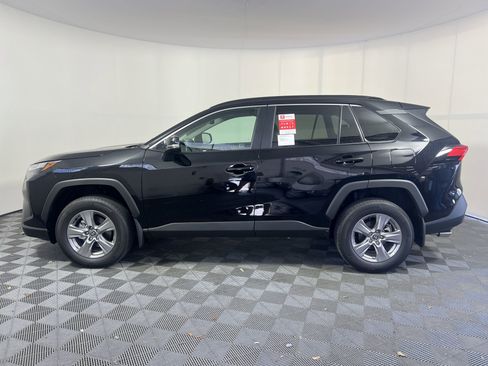 New 2024 Toyota RAV4 XLE image 7
