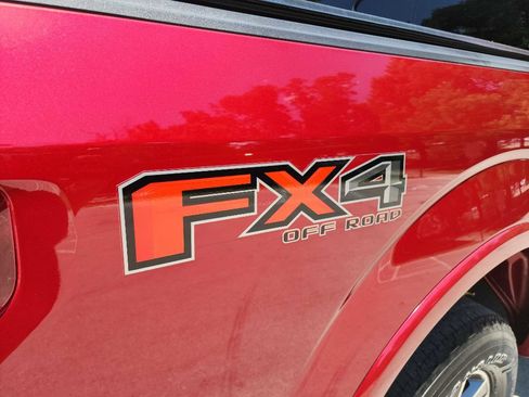 Used 2017 Ford F150 XLT w/ Equipment Group 302A Luxury AWD/4WD image 11