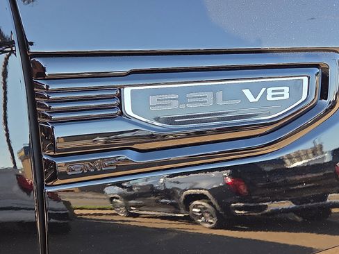 New 2026 GMC Sierra 1500 Elevation w/ Elevation Premium Package image 6