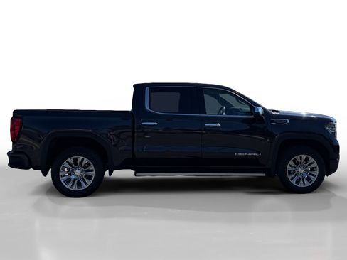 Used 2025 GMC Sierra 1500 Denali w/ Technology Package AWD/4WD image 6