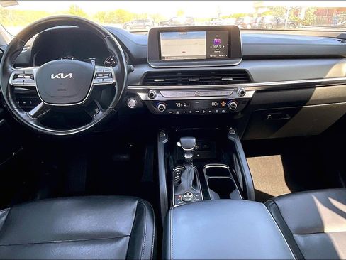 Used 2022 Kia Telluride S image 13