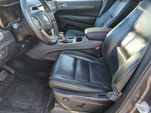 Used 2016 Jeep Grand Cherokee Limited RWD image 16
