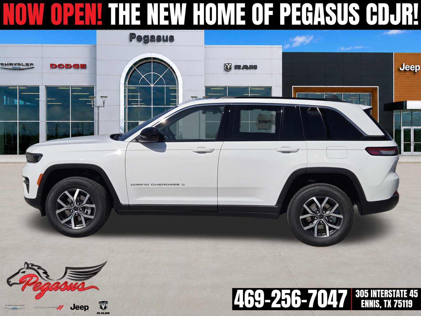 New 2027 Jeep Grand Cherokee Laredo X RWD image 3