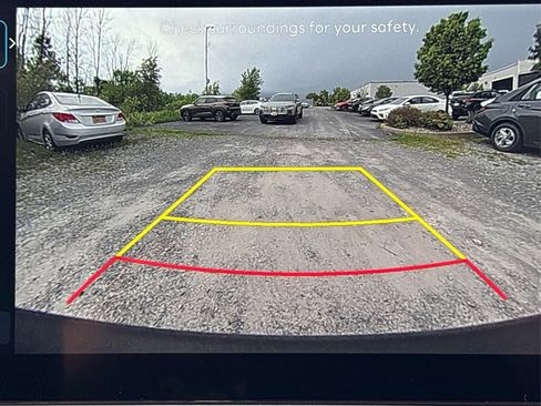 New 2025 Hyundai Santa Cruz SE image 18