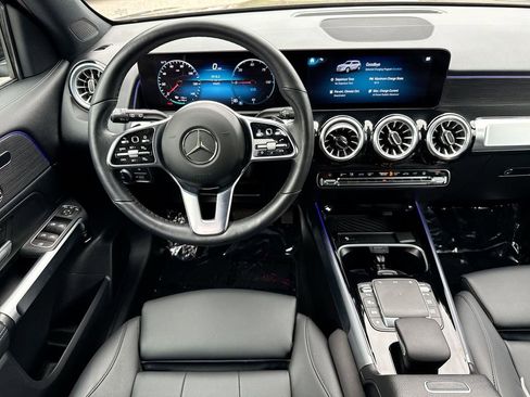 Used 2023 Mercedes-Benz EQB 350 4MATIC SUV image 23