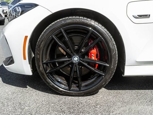 Used 2023 BMW 330e xDrive w/ M Sport Package AWD/4WD image 33