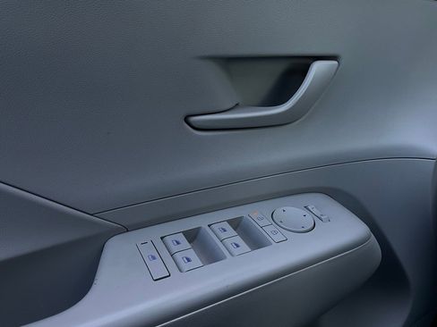 Used 2025 Hyundai Kona SEL image 20