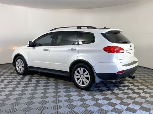 Used 2011 Subaru Tribeca Limited w/ PWR Moonroof & Navigation Pkg image 3