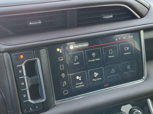 Used 2022 GMC Yukon XL Denali image 15