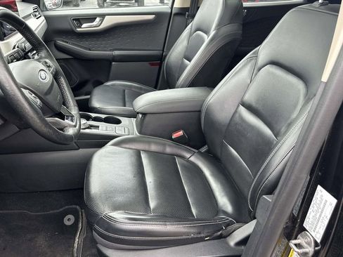 Used 2020 Ford Escape SEL image 20