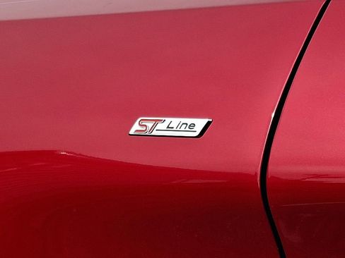 New 2026 Ford Explorer ST-Line w/ ST-Line Street Pack image 18