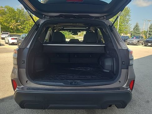 Used 2025 Subaru Forester Premium w/ Convenience Package #1 AWD/4WD image 19